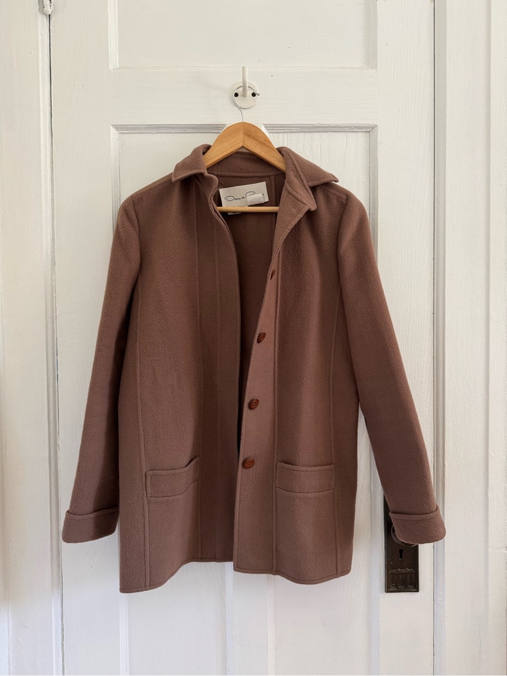 Oscar De La Renta light wool camel jacket for spring or fall - Picture 2 of 3